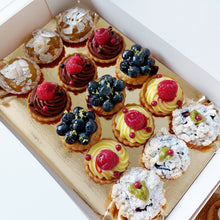 Afbeelding in Gallery-weergave laden, Plateau luxe petit fours