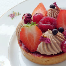 Afbeelding in Gallery-weergave laden, Tartelette slagroom met vers fruit