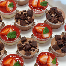 Afbeelding in Gallery-weergave laden, Mini dessertglaasjes | vanaf 12 stuks in diverse smaken