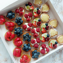 Afbeelding in Gallery-weergave laden, Mini tartelettes | Krokante mini taartjes | vanaf 12 stuks