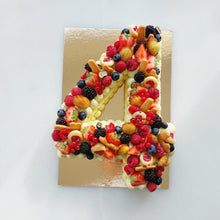 Afbeelding in Gallery-weergave laden, Cijfertaart | Pistache | vanaf 8 personen