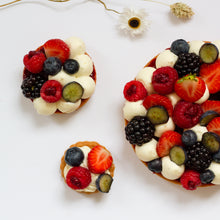 Afbeelding in Gallery-weergave laden, Tartelette slagroom met vers fruit