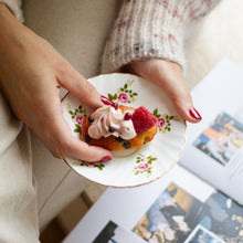 Afbeelding in Gallery-weergave laden, luxe madeleines bestellen bij Pâtisserie Julie
