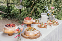Afbeelding in Gallery-weergave laden, Franse bruidstaarten
