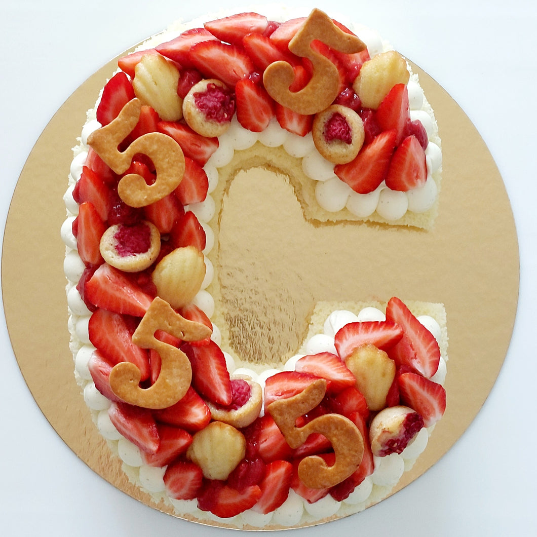 Lettertaart | vanille, pistache of melkchocolade | 8-10 personen